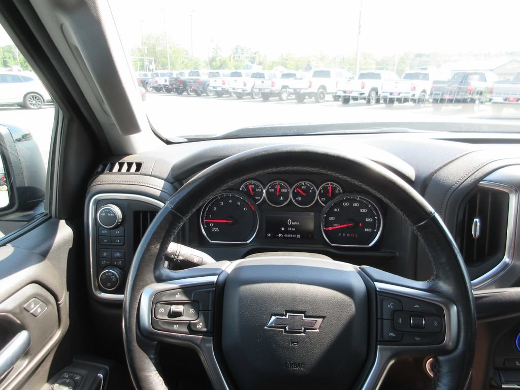 Certified 2021 Chevrolet Silverado 1500 LT Trail Boss w/ Convenience Package II AWD/4WD image 34