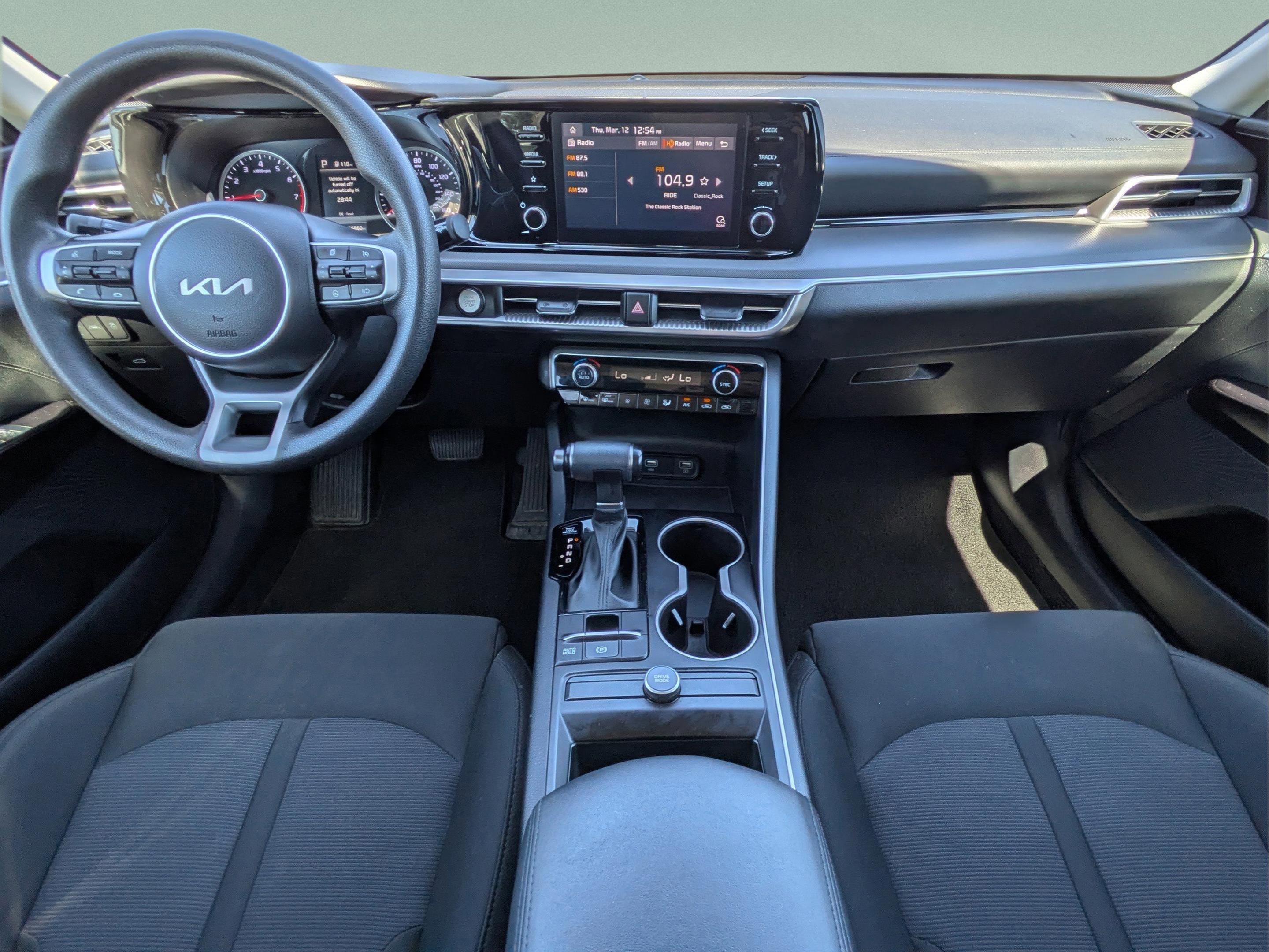 Used 2024 Kia K5 LXS image 16