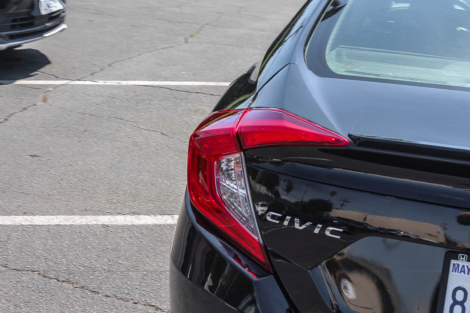 Used 2019 Honda Civic EX image 8