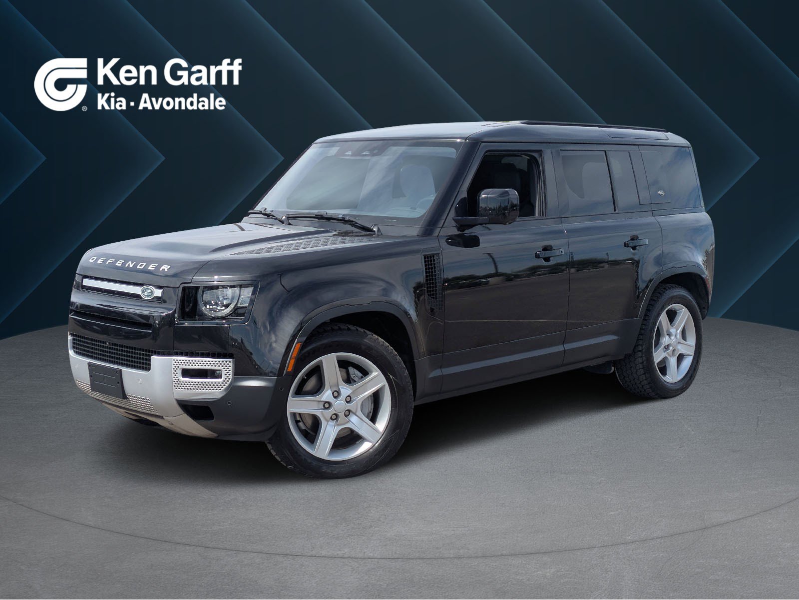 Used 2020 Land Rover Defender 110 SE image 1