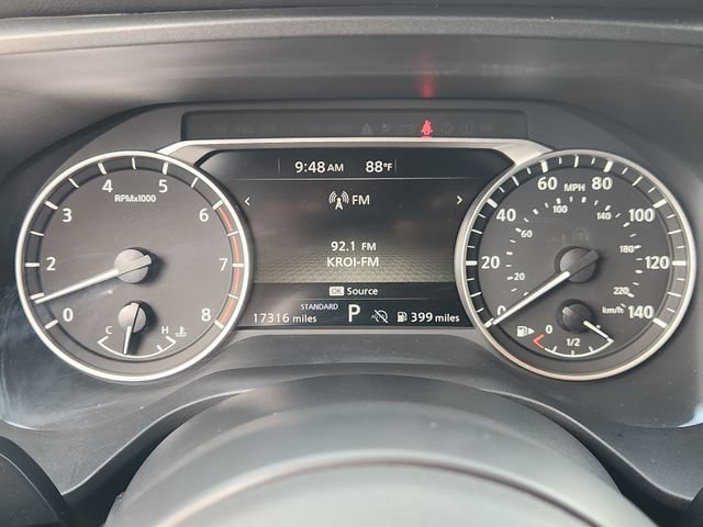Used 2024 Nissan Rogue SV FWD image 15