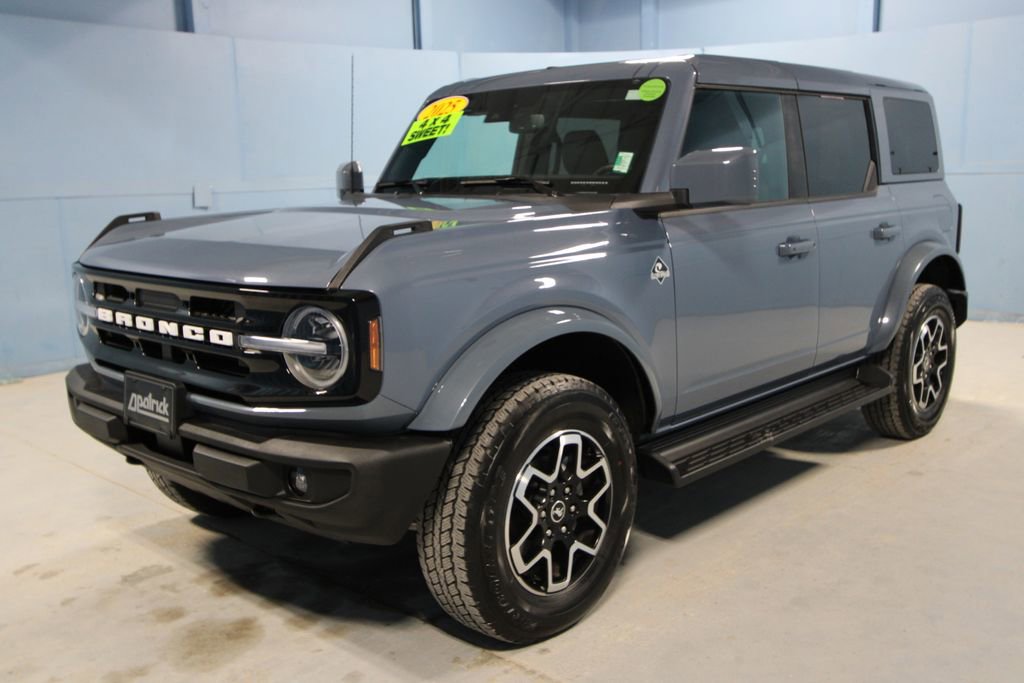 Used 2025 Ford Bronco Outer Banks image 26