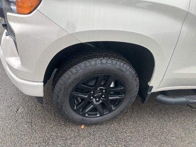 New 2026 Chevrolet Silverado 1500 Custom image 10