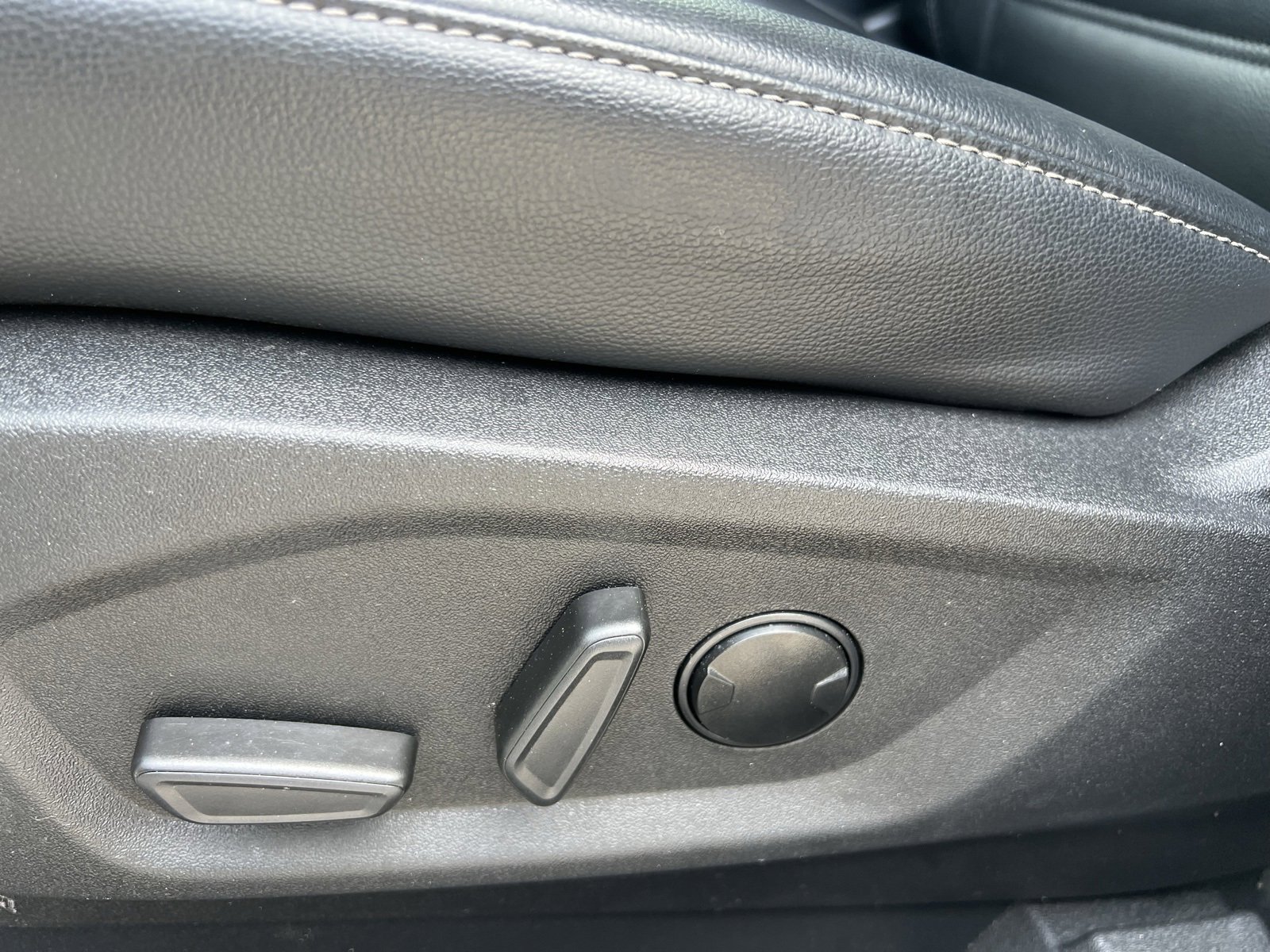 Used 2023 Ford Edge SEL w/ Convenience Package image 20