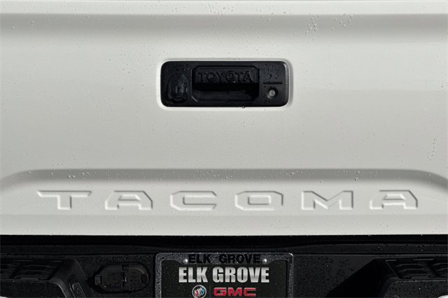 Used 2022 Toyota Tacoma Limited image 50