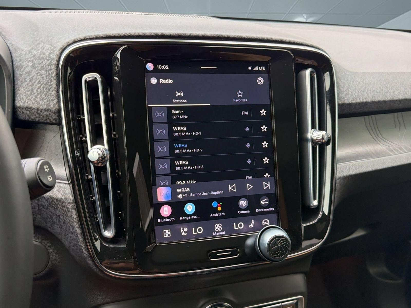 Used 2023 Volvo XC40 Recharge Ultimate AWD/4WD image 21