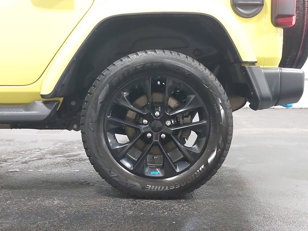 Used 2023 Jeep Wrangler Unlimited Sahara w/ Cold Weather Group image 33