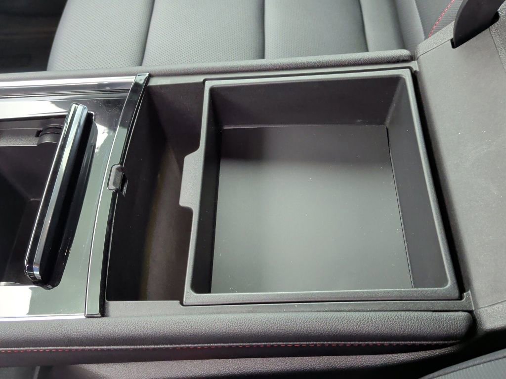 Used 2025 Chevrolet Traverse Z71 AWD/4WD image 31