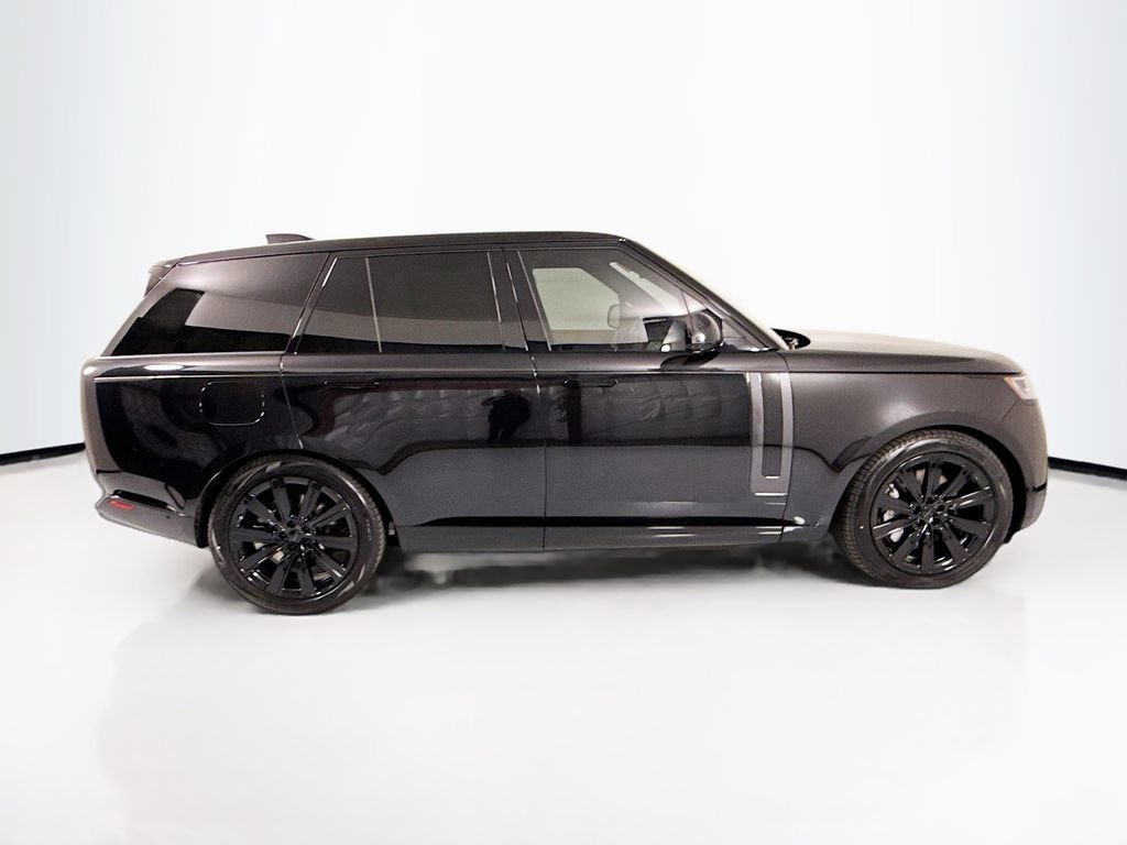 New 2026 Land Rover Range Rover SE AWD/4WD image 4