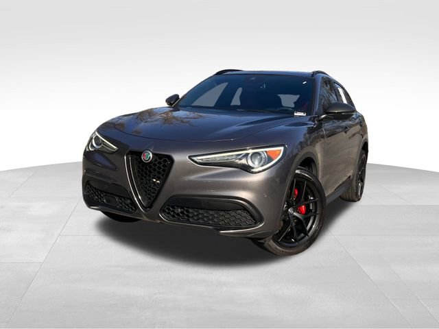 Used 2019 Alfa Romeo Stelvio Ti Sport w/ Quick Order Package 22S Sport image 9