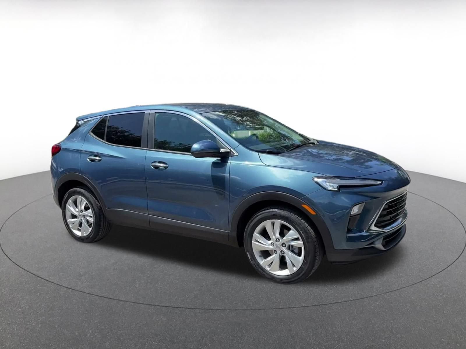 Used 2026 Buick Encore GX Preferred FWD image 2