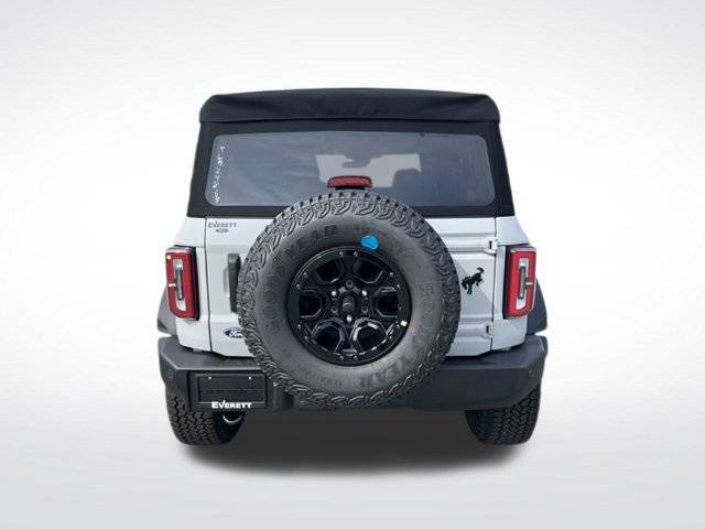 New 2026 Ford Bronco Outer Banks w/ Sasquatch Package AWD/4WD image 8