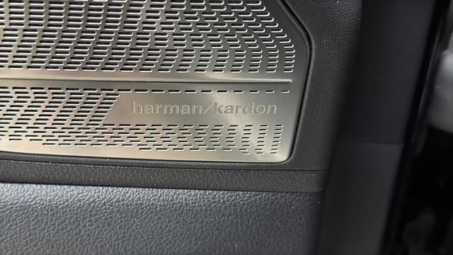 Used 2024 Hyundai Palisade Calligraphy image 39