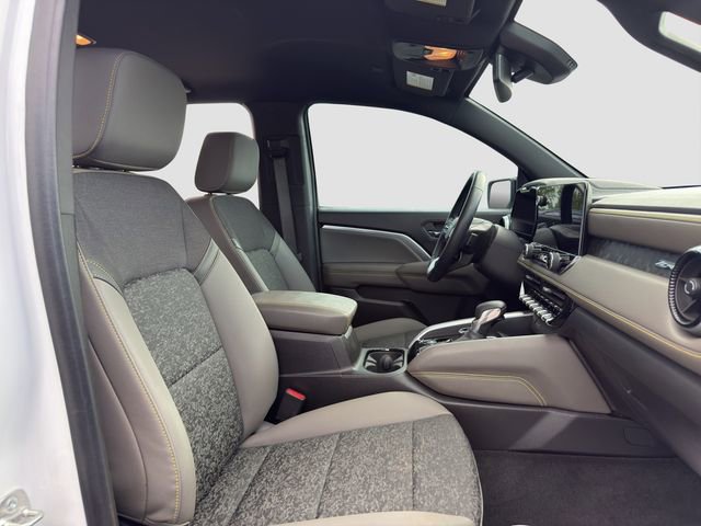 Used 2024 Chevrolet Colorado ZR2 w/ Safety Package AWD/4WD image 26