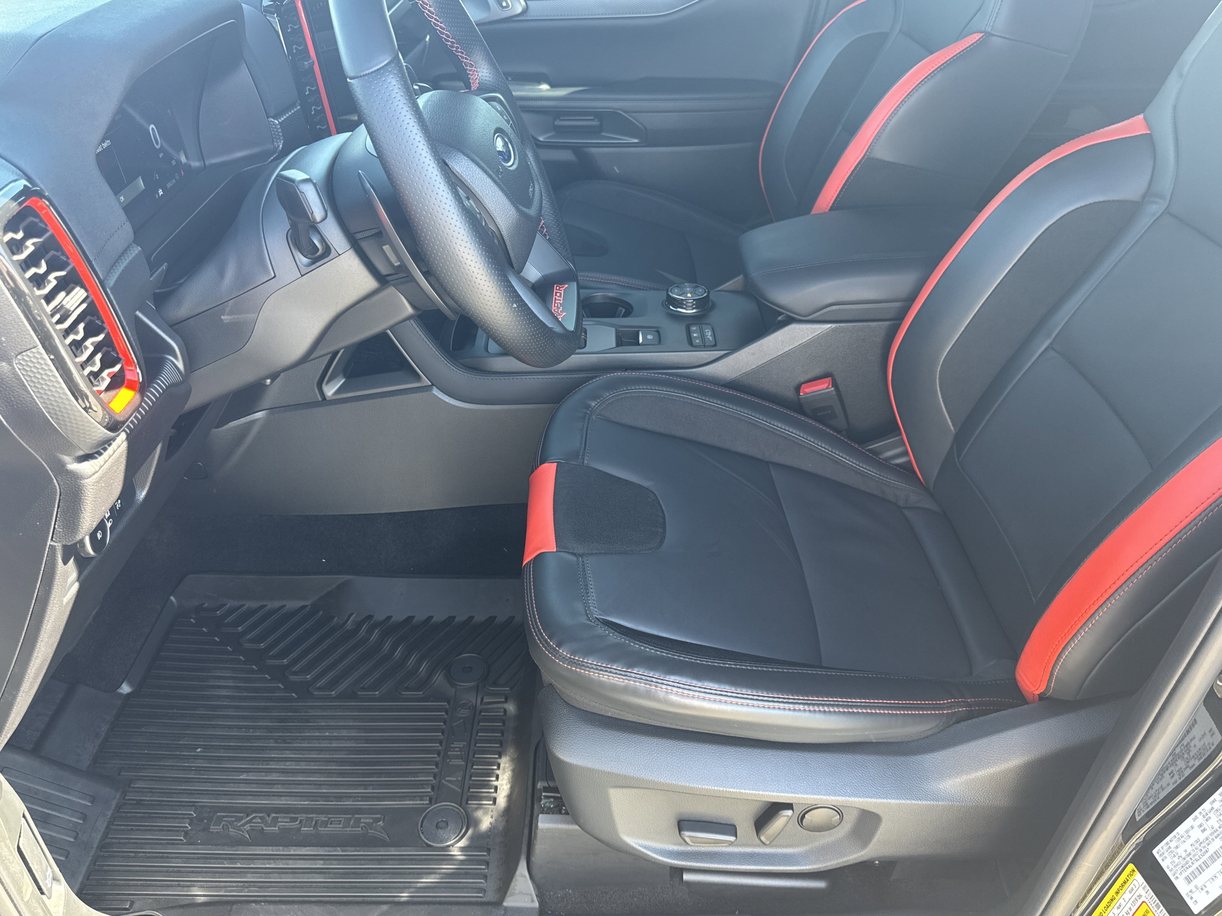 Certified 2025 Ford Ranger Raptor AWD/4WD image 9
