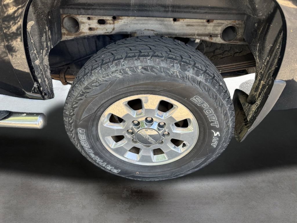 Used 2011 GMC Sierra 2500 SLT w/ SLT Convenience Package AWD/4WD image 22