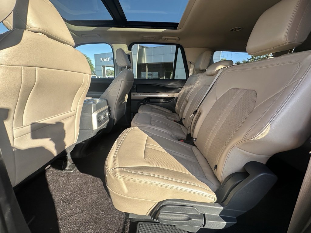 Used 2023 Ford Expedition Max Limited image 17