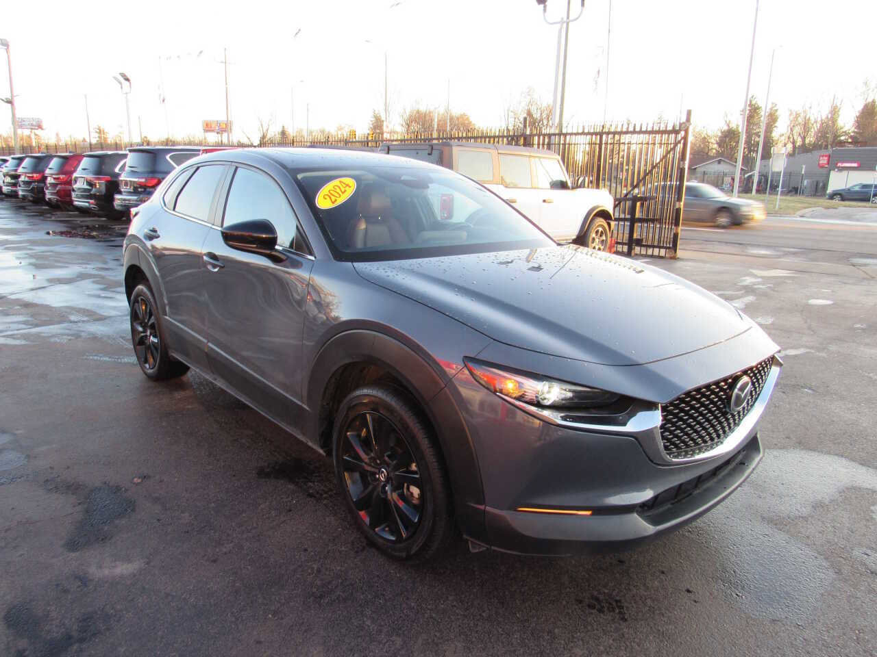 Used 2024 MAZDA CX-30 AWD 2.5 S w/ Preferred Package image 3