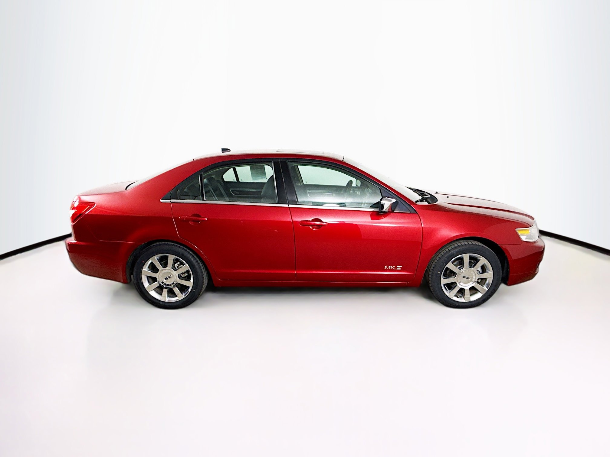 Used 2009 Lincoln MKZ FWD image 2
