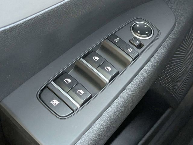 Used 2023 Kia Forte LXS image 17