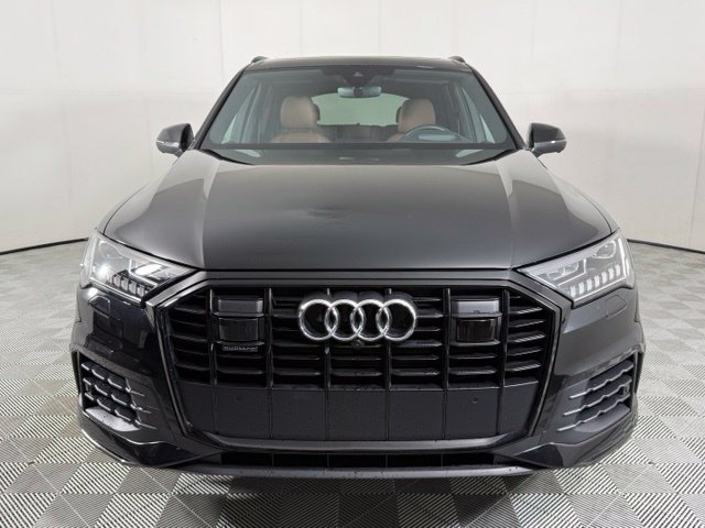 Used 2023 Audi Q7 3.0T Prestige AWD/4WD image 11