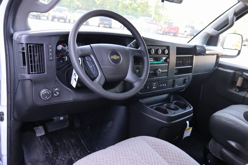 New 2025 Chevrolet Express 2500 w/ Driver Convenience Package image 4