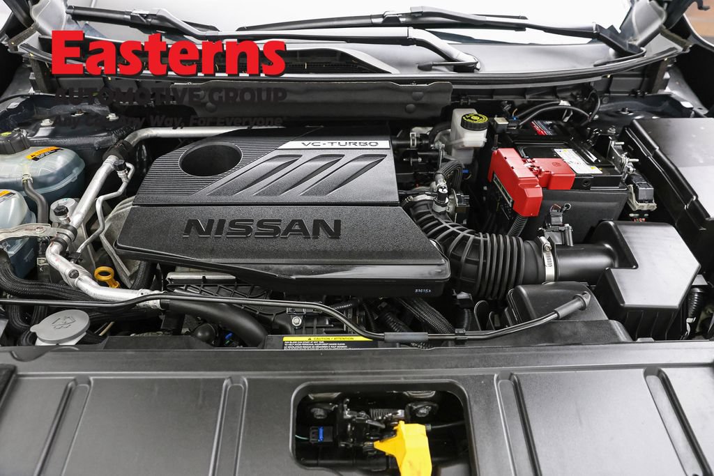 Used 2023 Nissan Rogue S AWD/4WD image 7