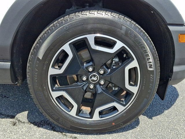 Used 2024 Ford Bronco Sport Outer Banks w/ Tech Package AWD/4WD image 11