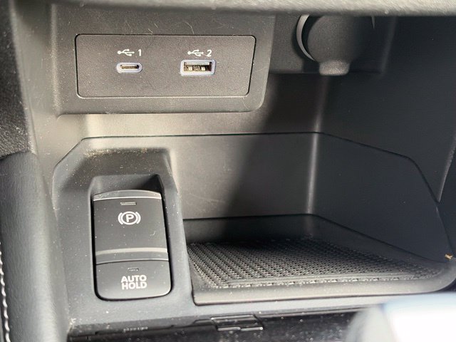 Used 2021 Nissan Kicks SV FWD image 21