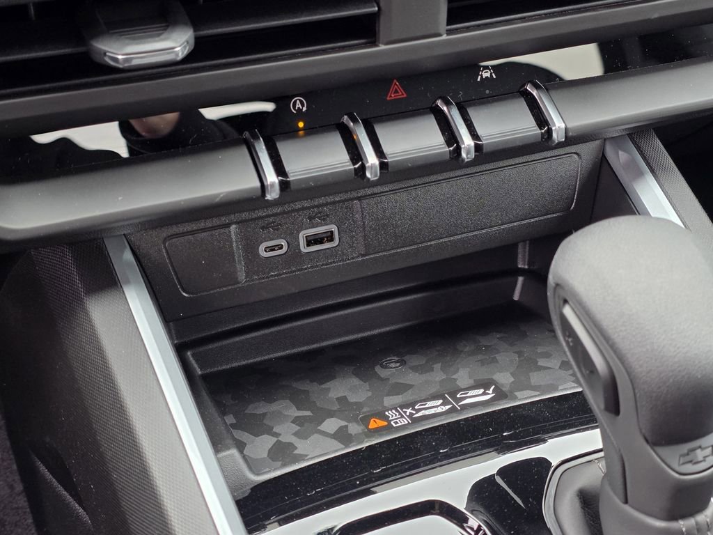 New 2026 Chevrolet Colorado Trail Boss AWD/4WD image 16