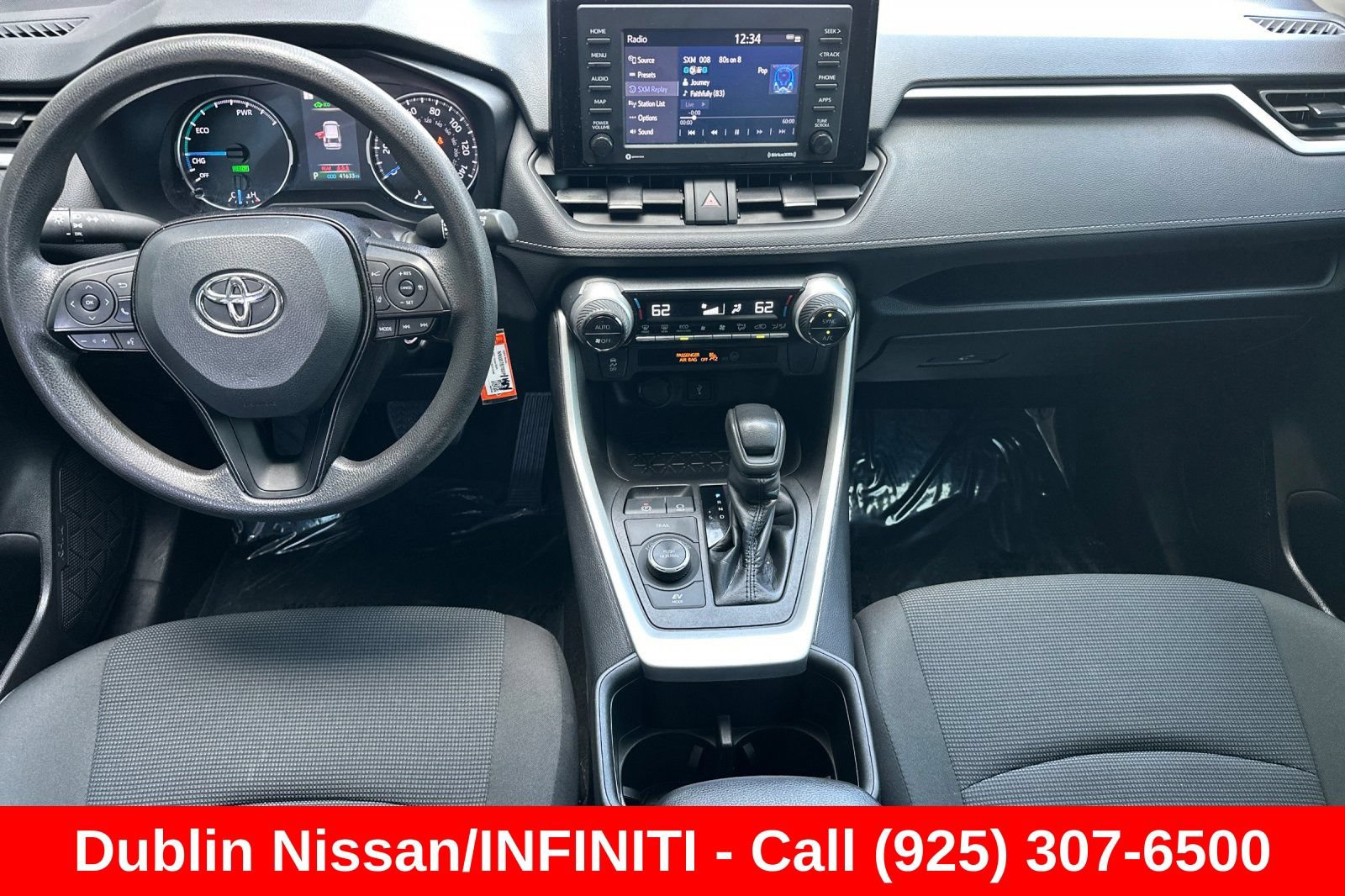 Used 2022 Toyota RAV4 LE AWD/4WD image 16