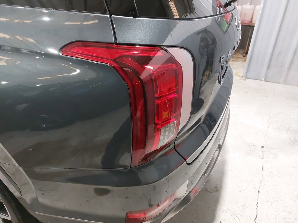 Used 2022 Hyundai Palisade Calligraphy image 36