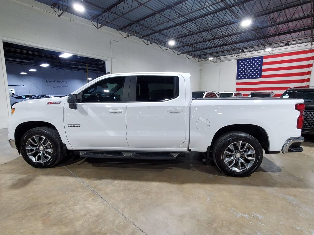 Used 2024 Chevrolet Silverado 1500 LT AWD/4WD image 13