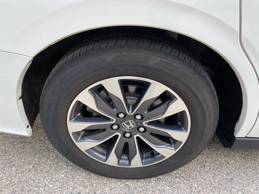 Certified 2024 Honda Odyssey EX-L image 6