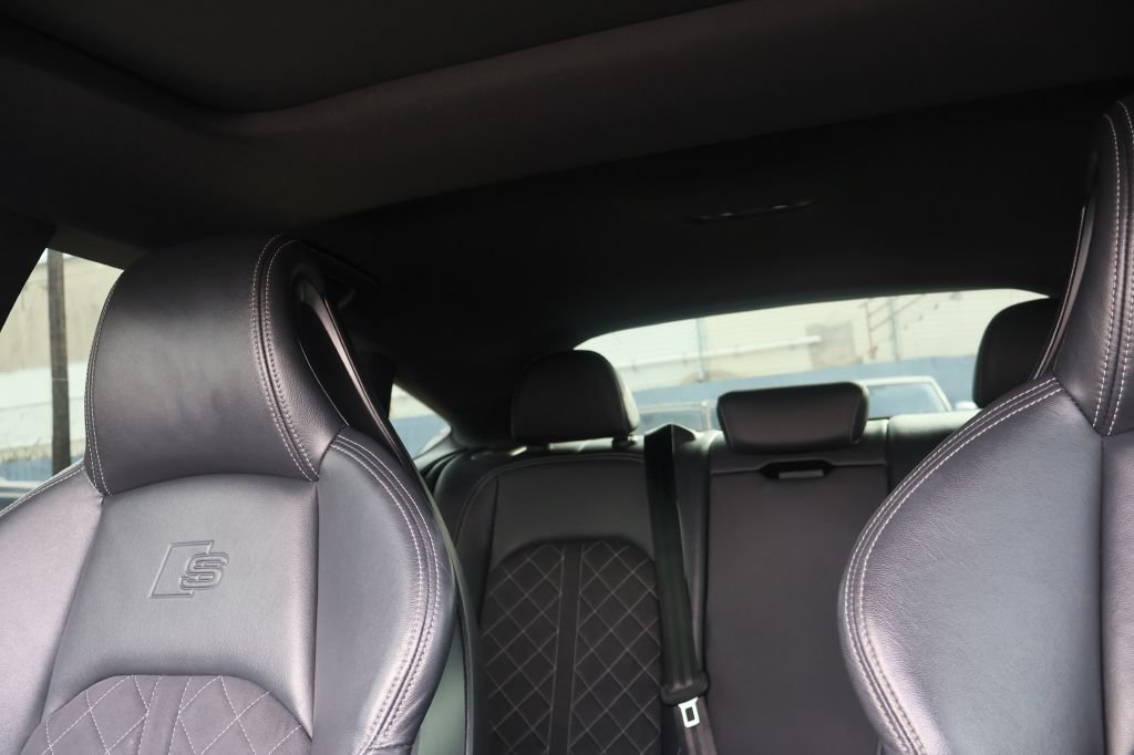 Used 2022 Audi S5 Premium Plus w/ Premium Plus Package AWD/4WD image 30