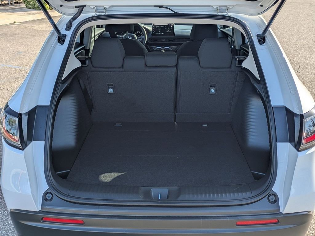 Certified 2026 Honda HR-V LX image 19