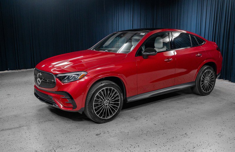 New 2025 Mercedes-Benz GLC 300 4MATIC