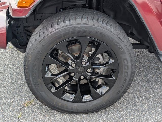 Used 2021 Jeep Gladiator Overland AWD/4WD image 12