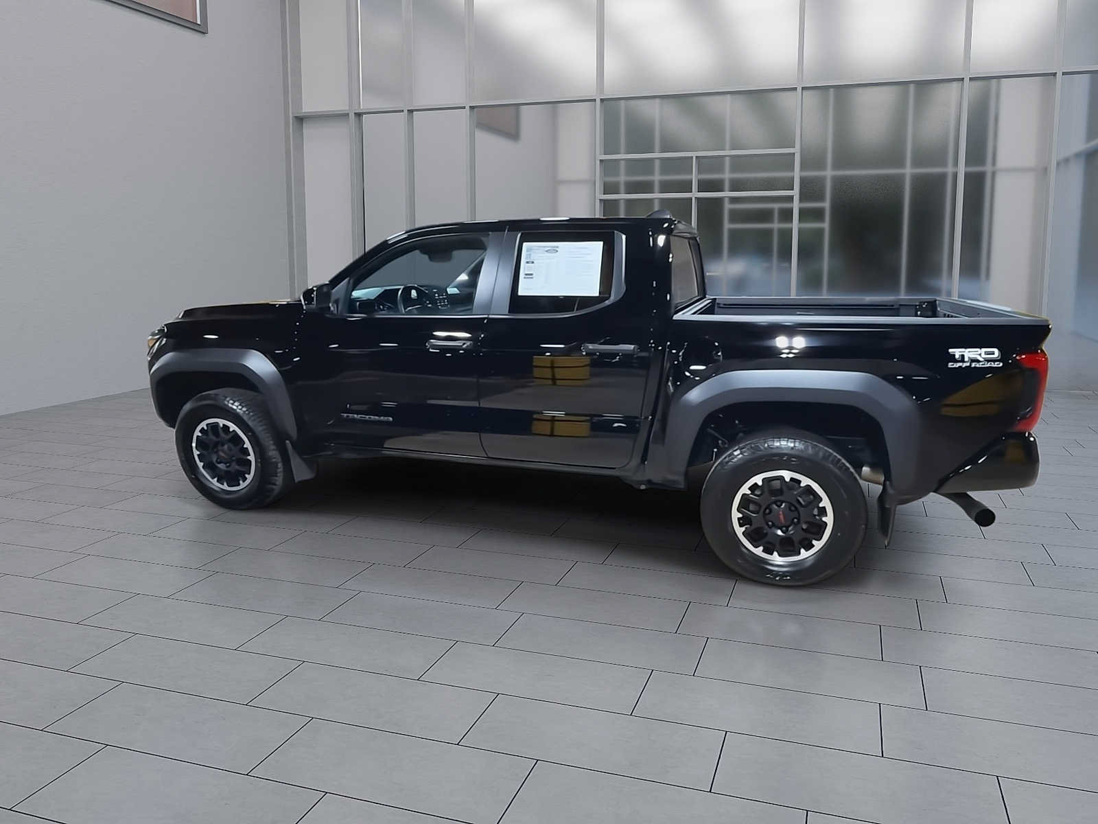 Used 2024 Toyota Tacoma TRD Off-Road AWD/4WD image 6