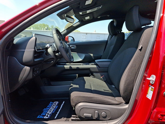 Used 2024 Hyundai Ioniq 6 SE AWD/4WD image 13