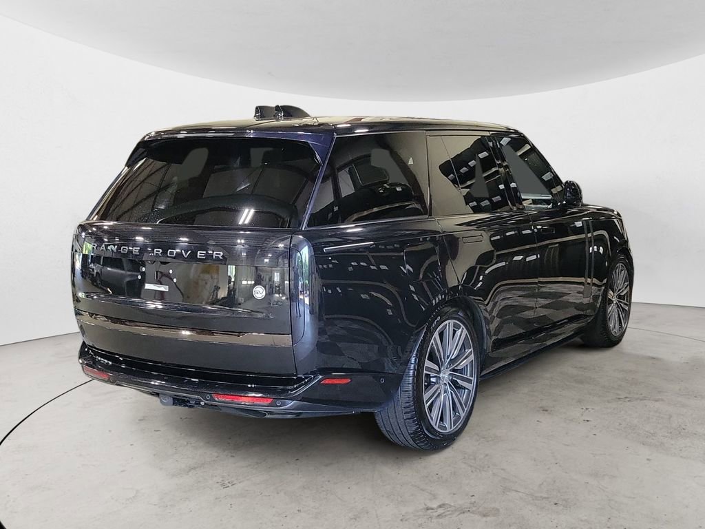 Used 2023 Land Rover Range Rover SV image 5