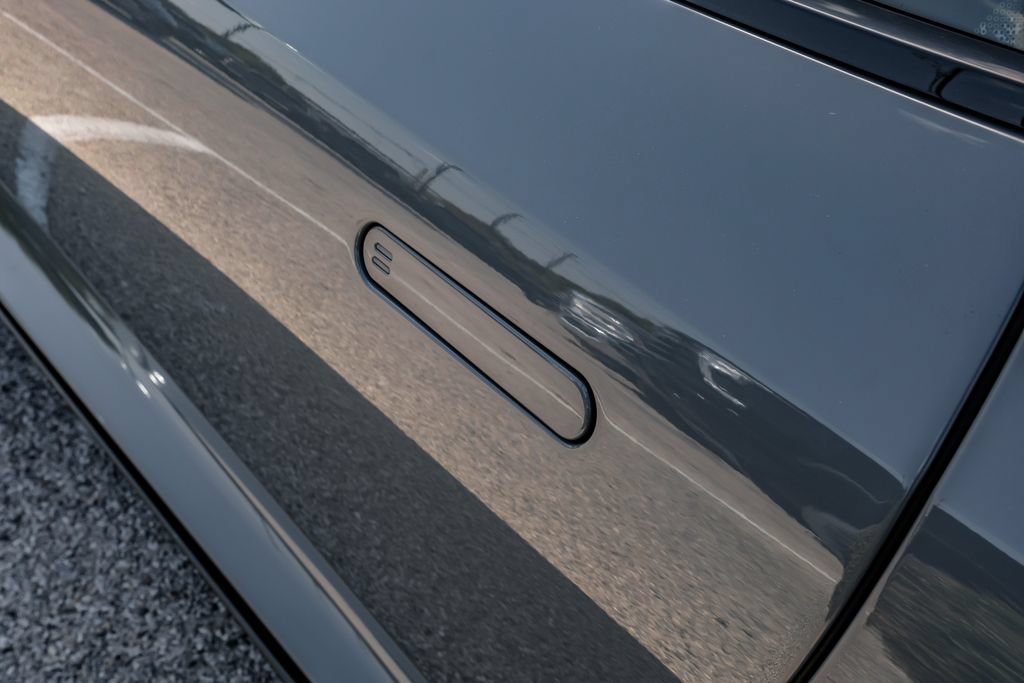 Used 2024 Aston Martin DB12 Coupe RWD image 43