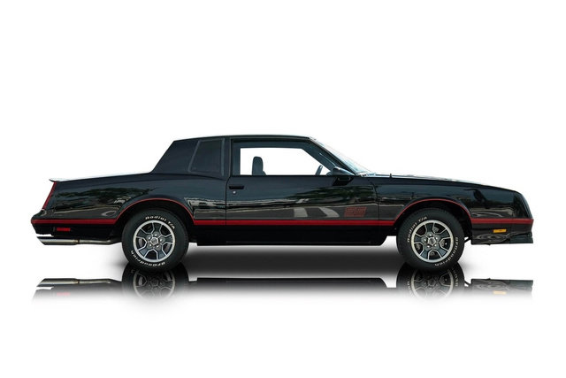 Used 1987 Chevrolet Monte Carlo SS RWD image 2