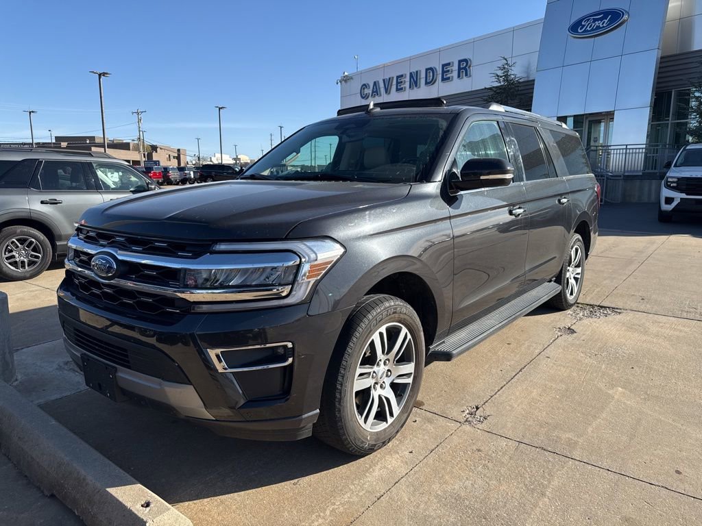 Used 2024 Ford Expedition Max Limited image 3