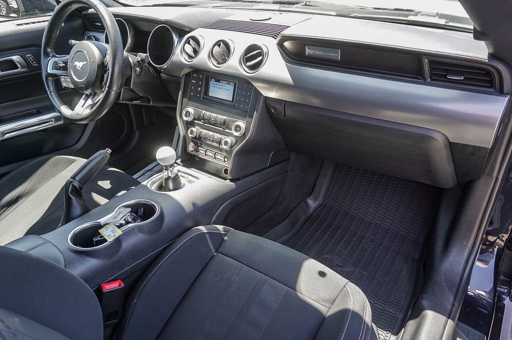 Used 2021 Ford Mustang GT RWD image 14