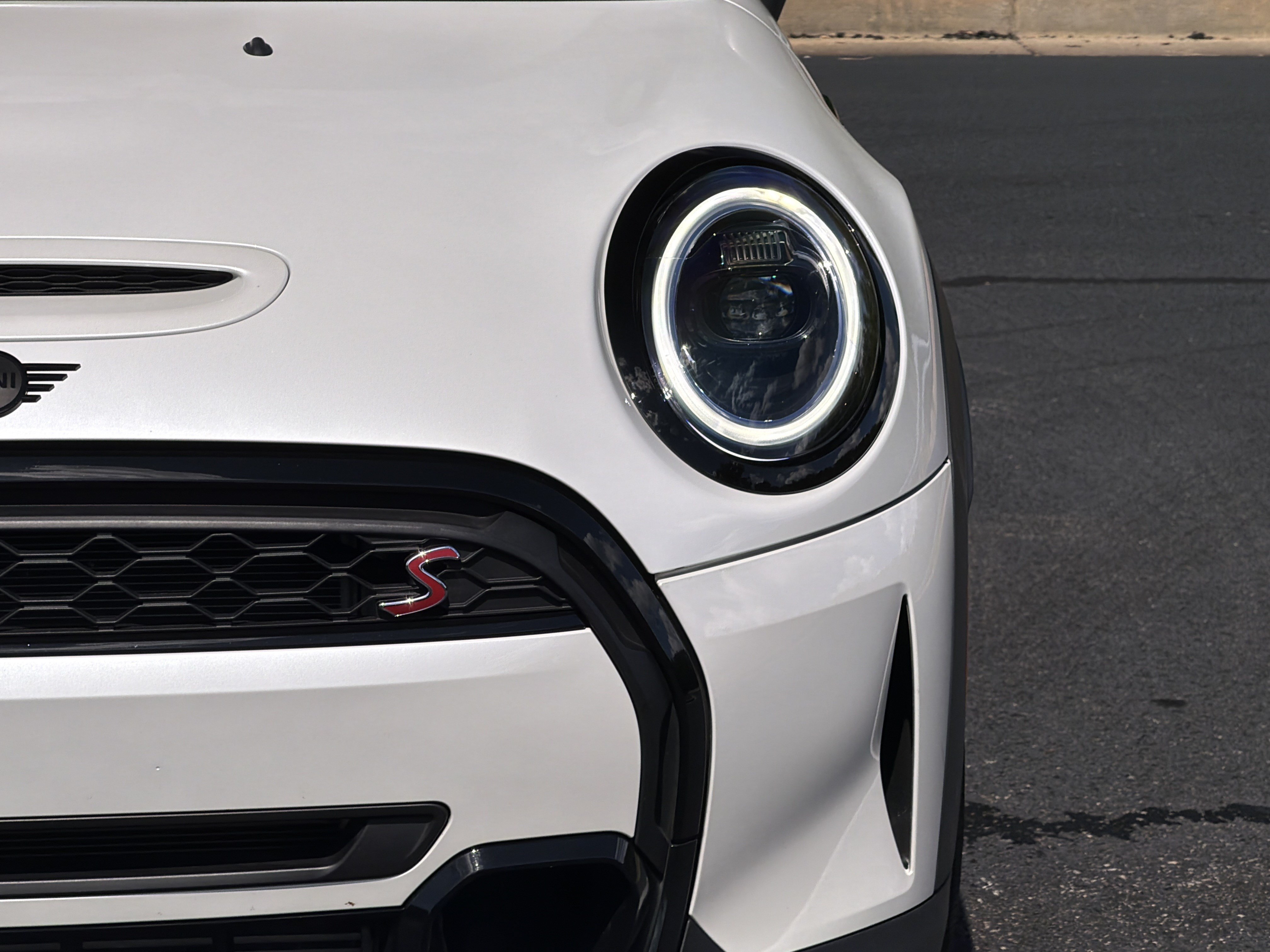 Certified 2024 MINI Cooper S w/ Signature Upholstery Package FWD image 20