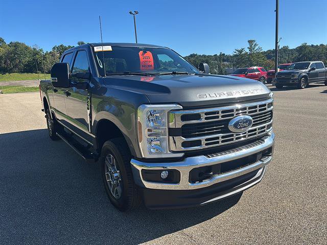 Certified 2025 Ford F250 XLT AWD/4WD image 6