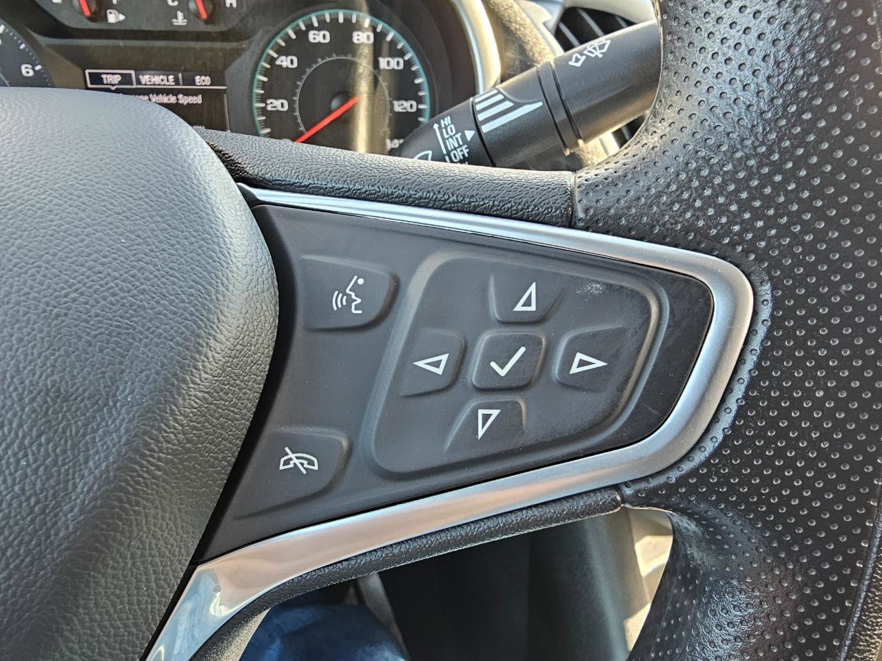 Used 2023 Chevrolet Malibu LS image 34