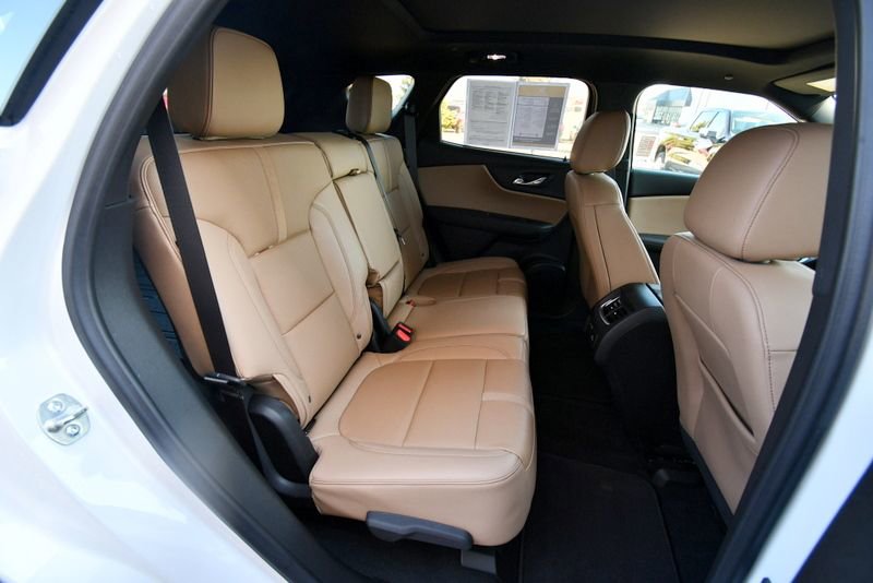 Used 2025 Chevrolet Blazer Premier w/ Driver Confidence II Package AWD/4WD image 19