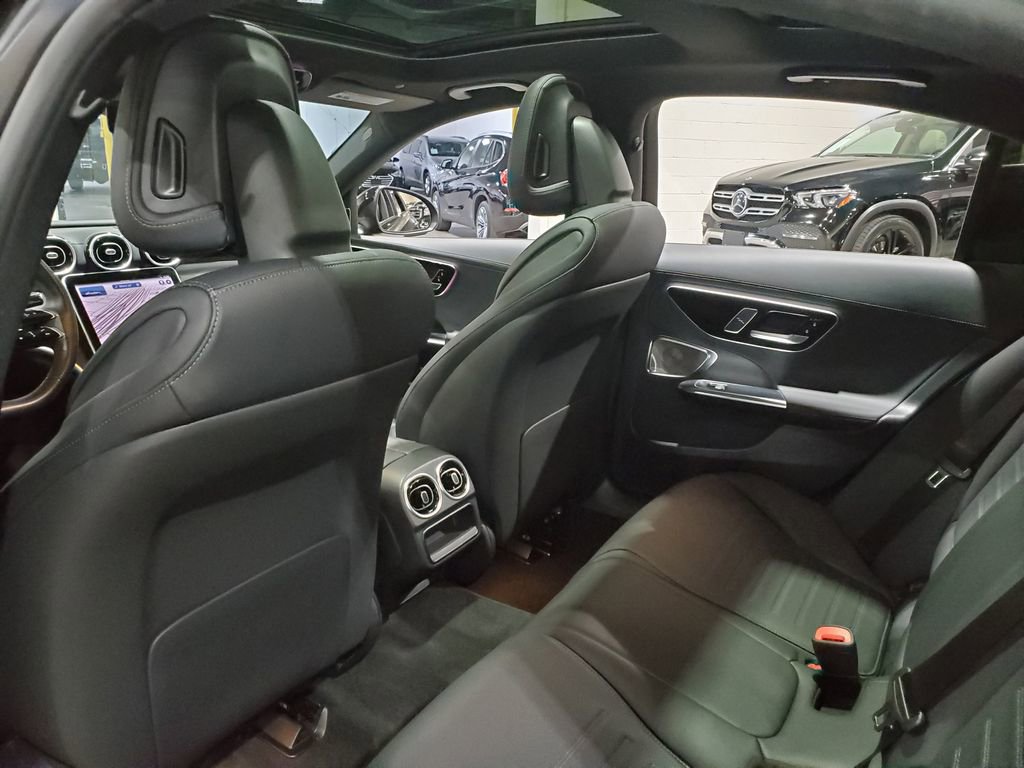 Used 2024 Mercedes-Benz C 300 Sedan image 26